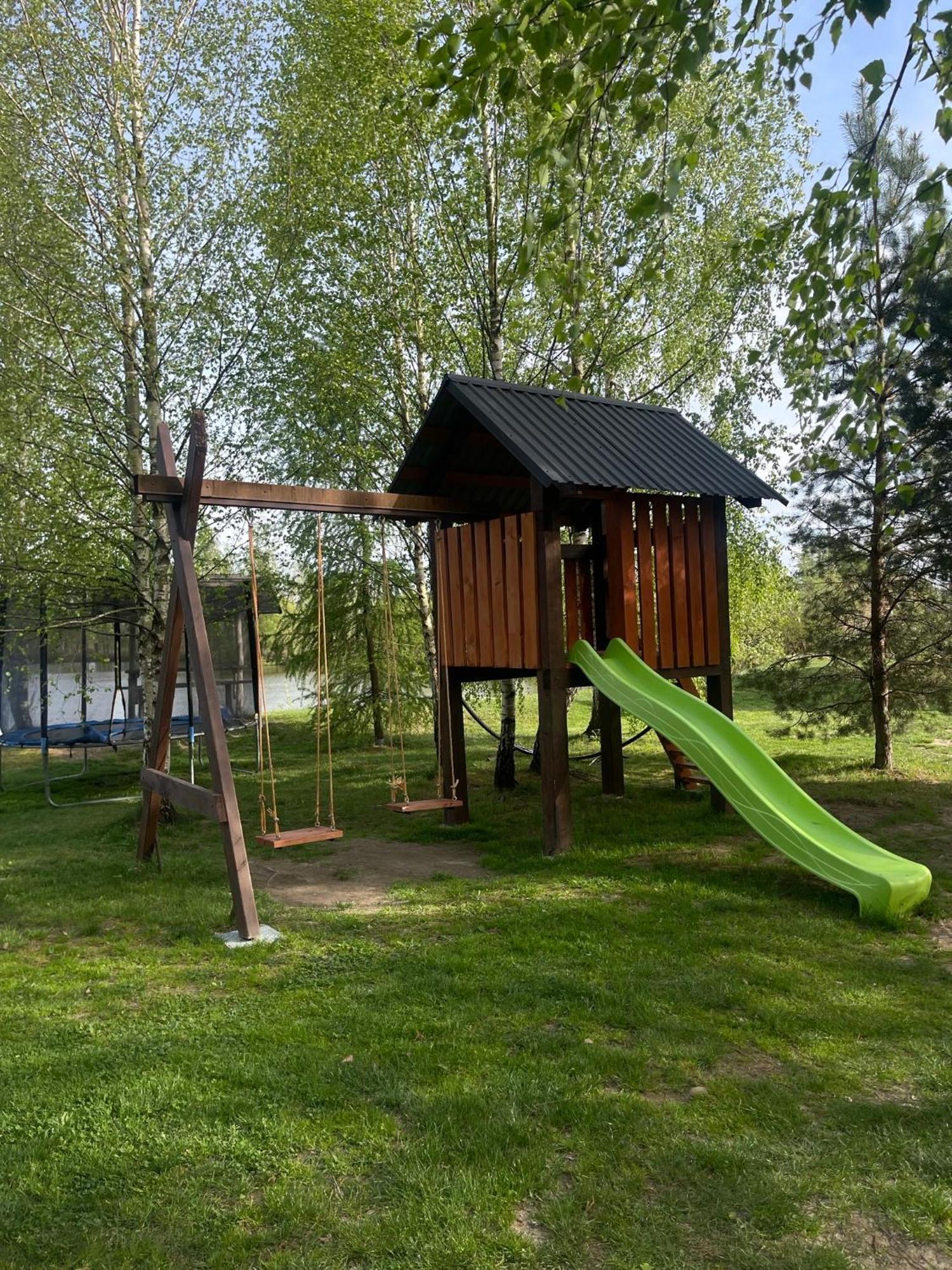 Перлина Буковини Lipovans エクステリア 写真